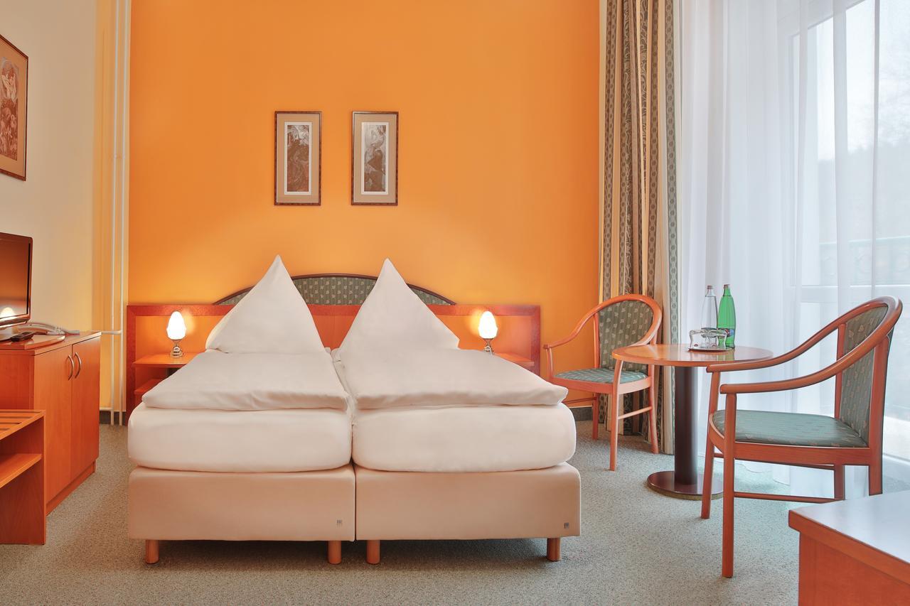 Villa Regent Spa & Wellness Маріанські Лазні Екстер'єр фото